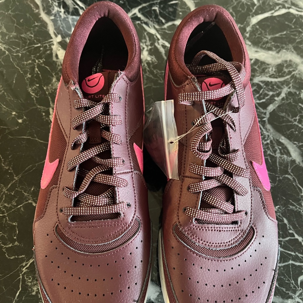 Nike Women's Burgundy and Pink Sneakers